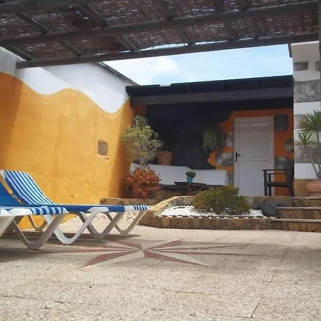 Vila Sleeps 8 Pool Wifi Tahiche
