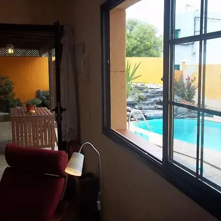 Sleeps 8 Pool Wifi Vila *