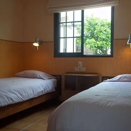 Vila Sleeps 8 Pool Wifi Tahiche