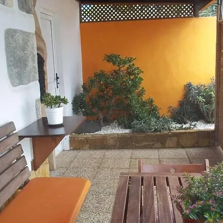 Vila Sleeps 8 Pool Wifi